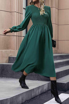 Melizafashion Elegant  Meliza's Smocked Long Sleeve Midi Dress